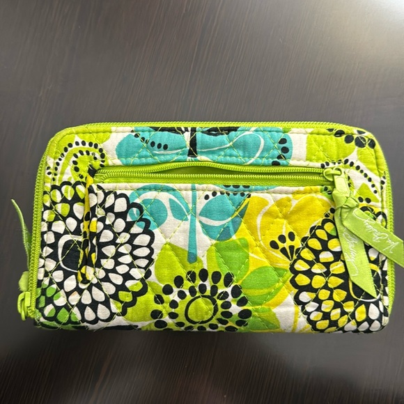 Vera Bradley Limes Up Zip Around Wallet & Wristlet 🦋🍀🌼 - Picture 2 of 9